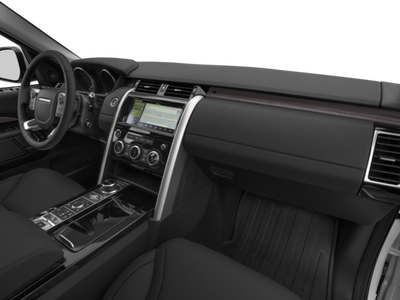 2017 Land Rover Discovery SE