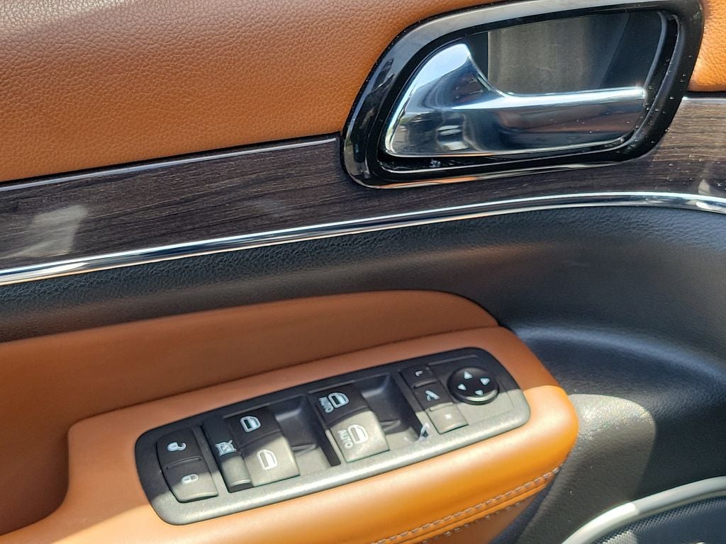 2020 Jeep Grand Cherokee Overland