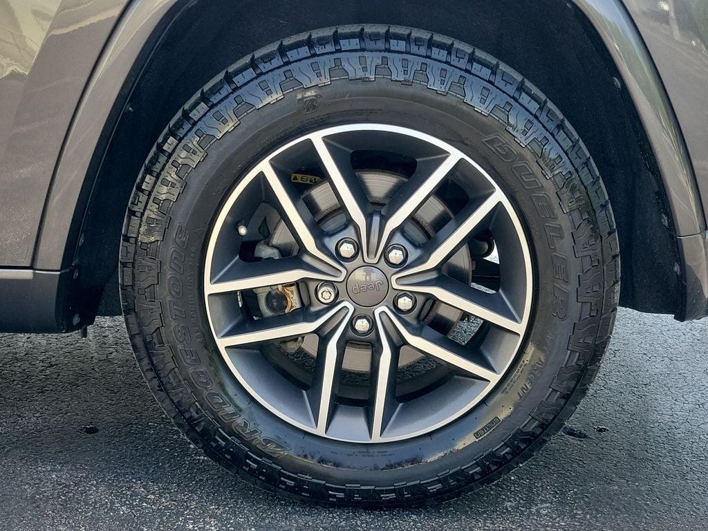 2020 Jeep Grand Cherokee Overland
