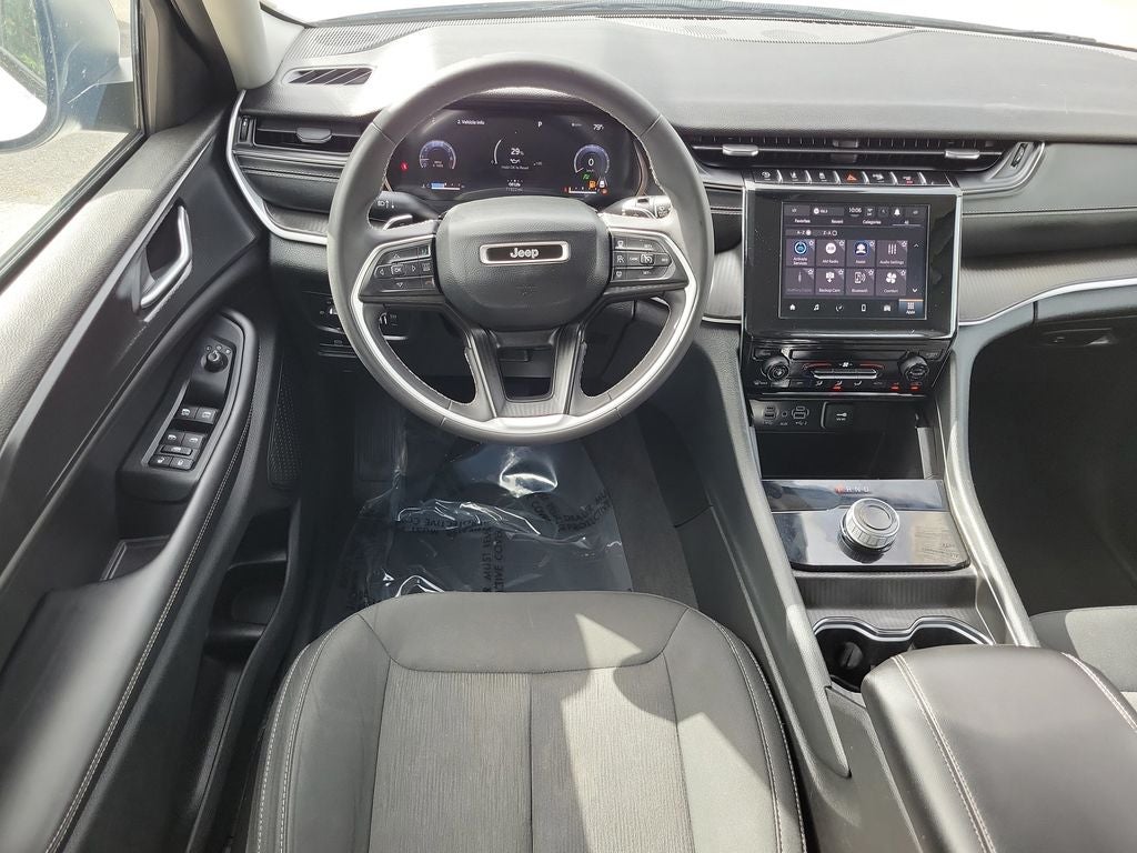 2023 Jeep Grand Cherokee L Laredo