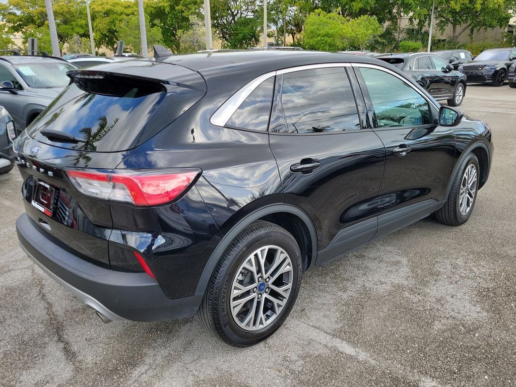 2022 Ford Escape Hybrid SEL