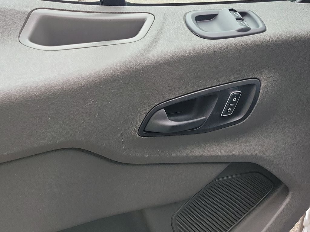 2022 Ford Transit-250 Base