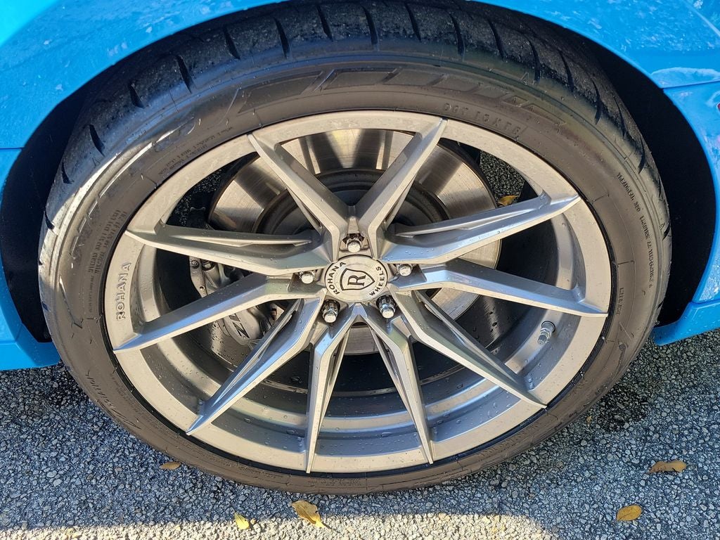 2022 Chevrolet Camaro ZL1 W/ 6 SPEED MANUAL