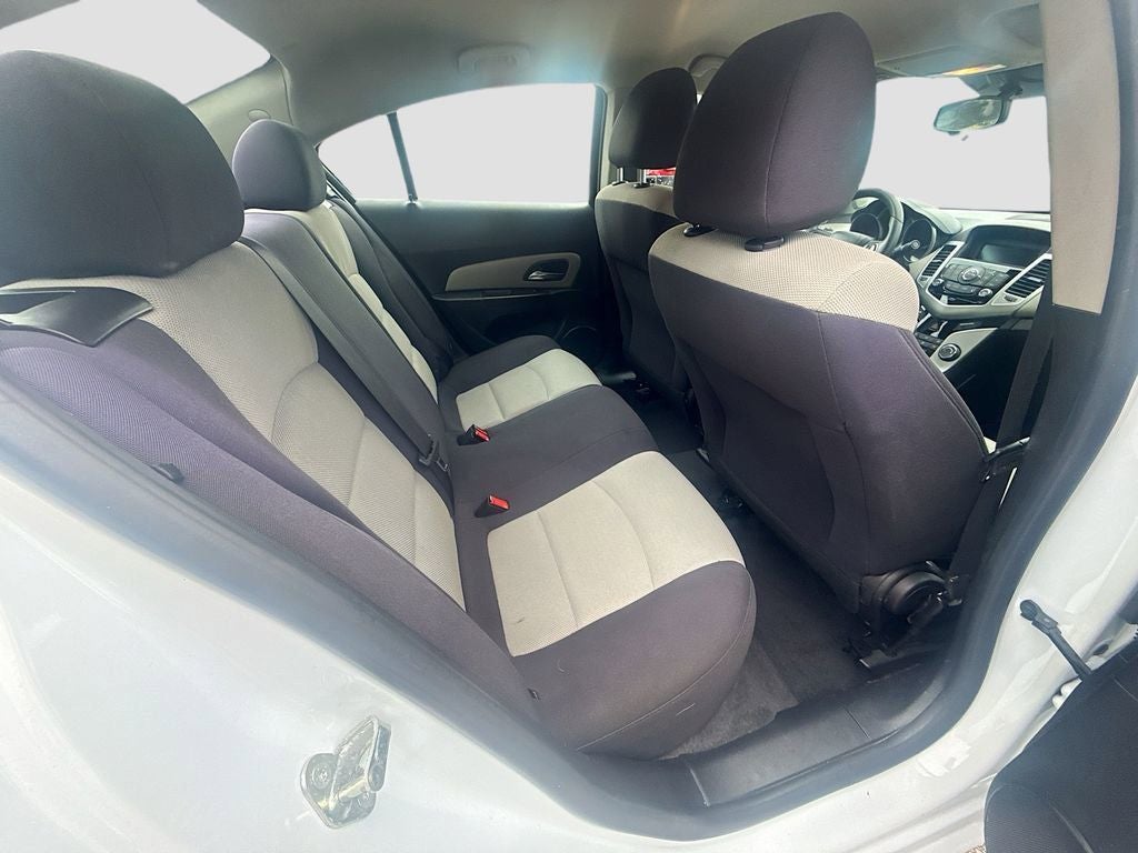 2015 Chevrolet Cruze LS 6 SPEED MANUAL