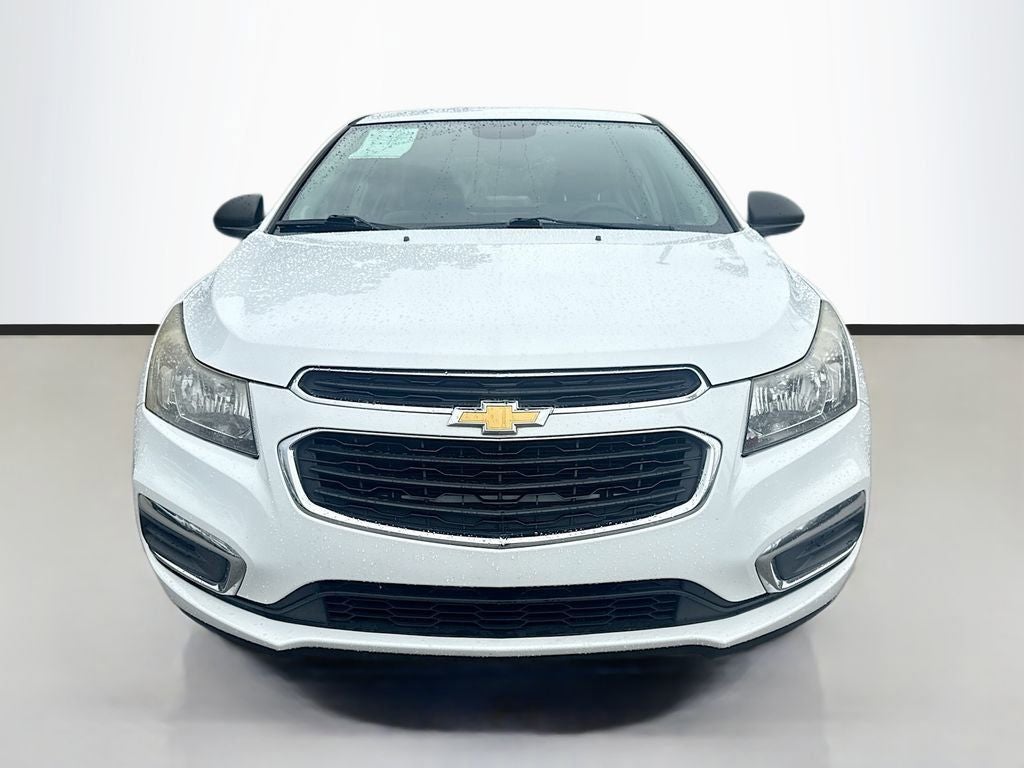 2015 Chevrolet Cruze LS 6 SPEED MANUAL