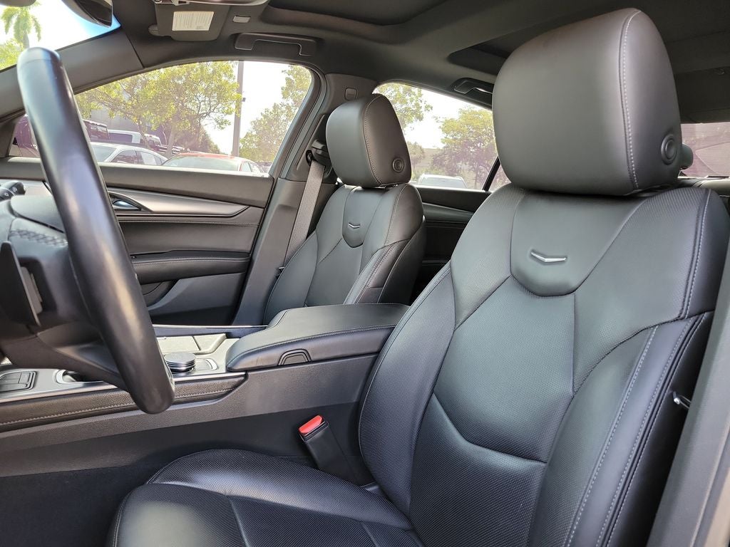 2022 Cadillac CT5 Premium Luxury