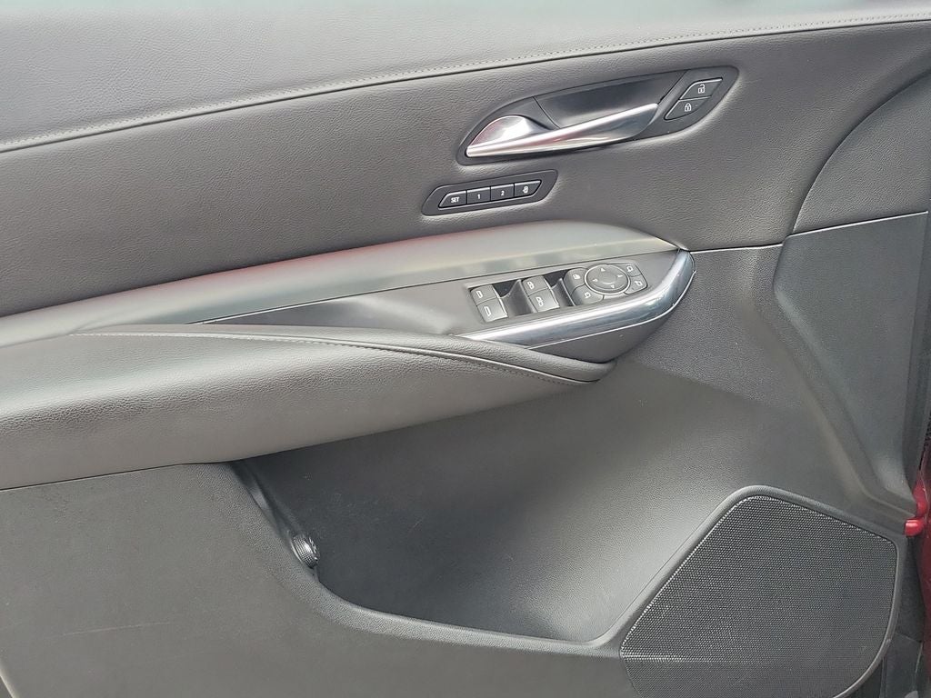 2020 Cadillac XT4 Premium Luxury