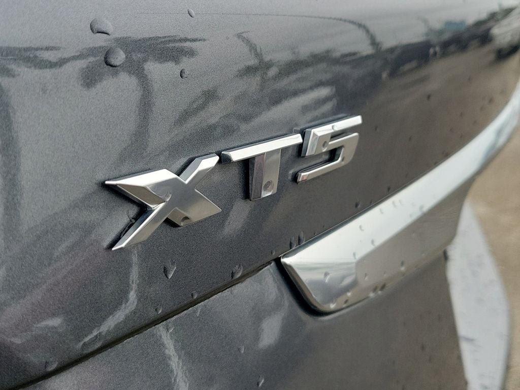 2020 Cadillac XT5 Luxury