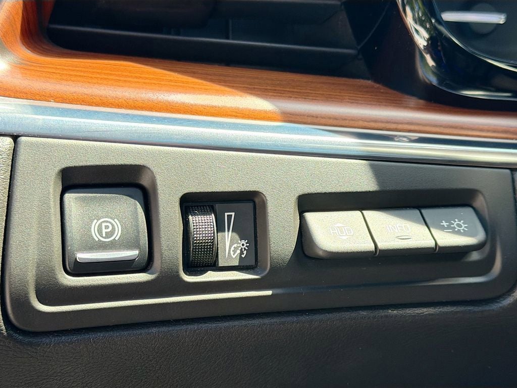 2018 Cadillac XT5 Platinum Driver Ast PKG