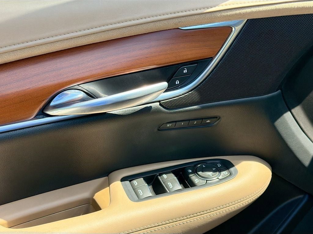 2018 Cadillac XT5 Platinum Driver Ast PKG