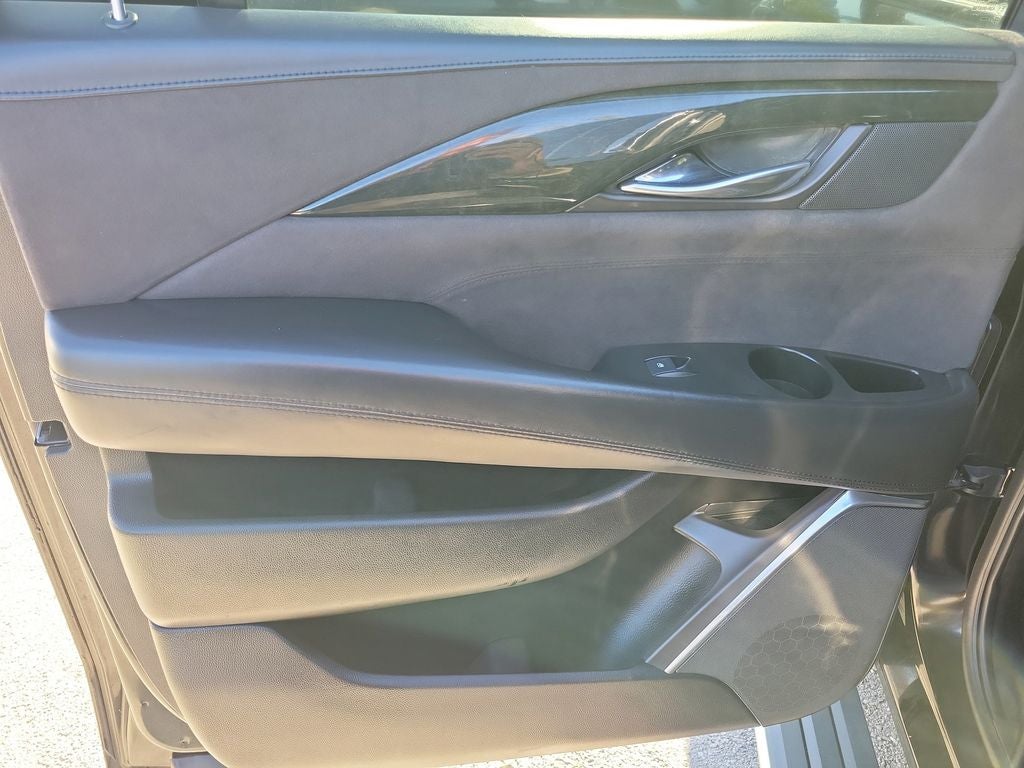 2017 Cadillac Escalade ESV Platinum Edition