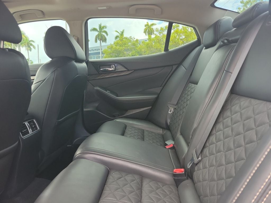 2017 Nissan Maxima Platinum