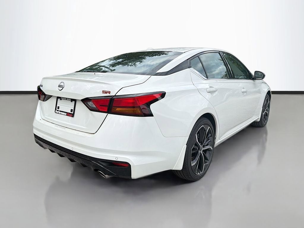 2025 Nissan Altima 2.5 SR