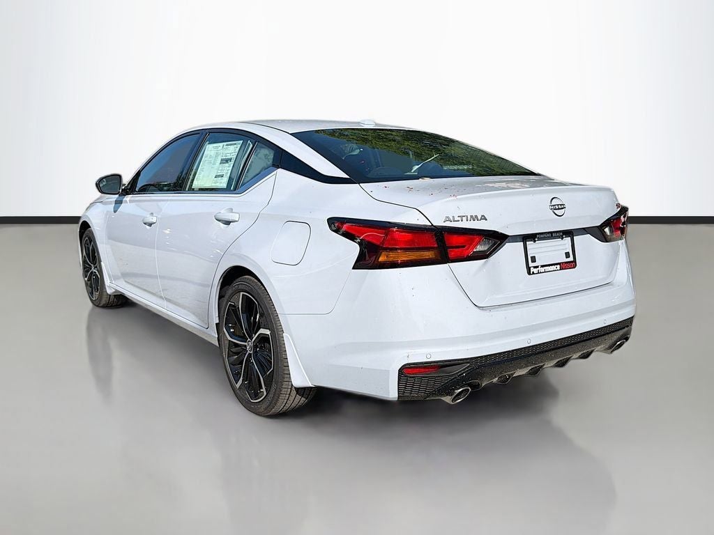 2025 Nissan Altima 2.5 SR