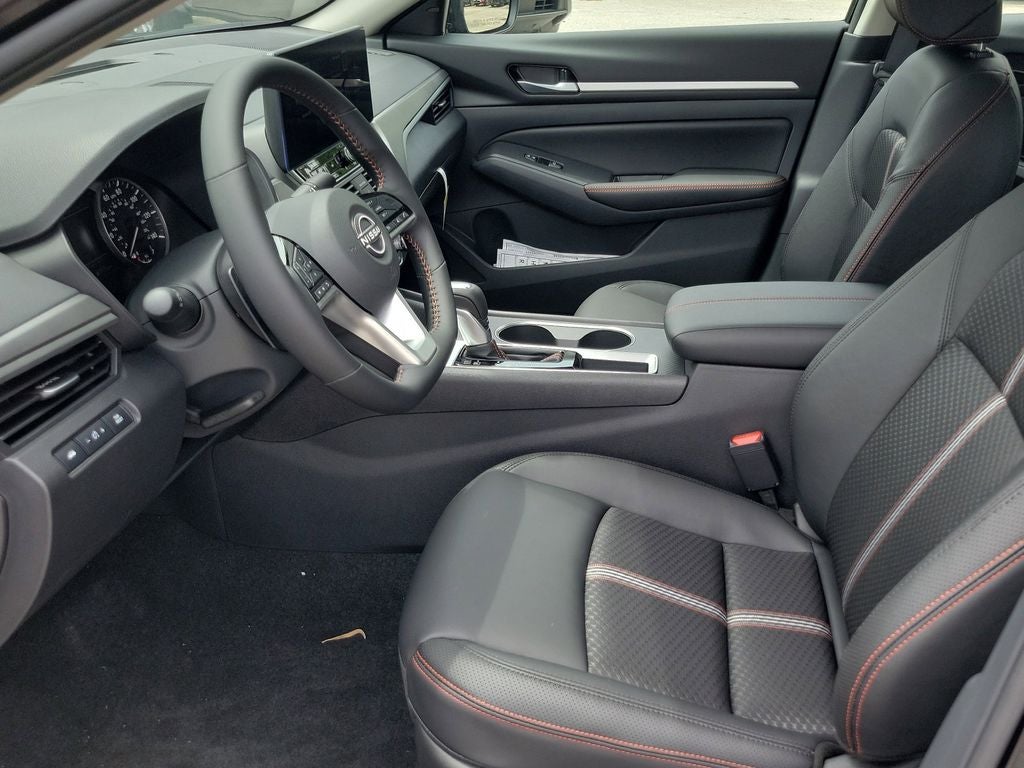 2026 Nissan Altima 2.5 SR Midnight