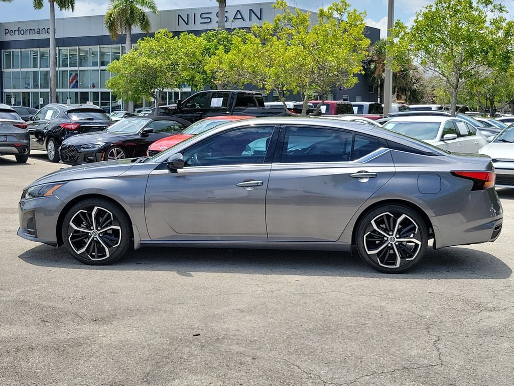 2023 Nissan Altima 2.5 SR