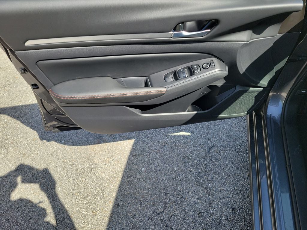 2026 Nissan Altima 2.5 SR Midnight