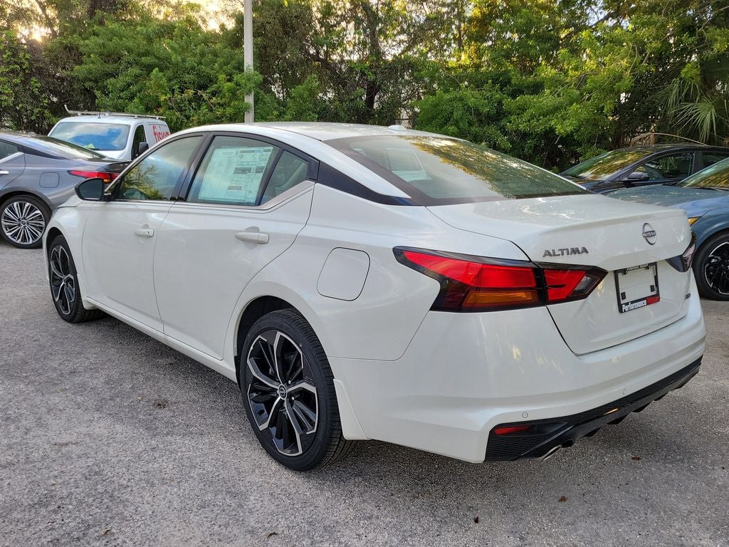 2025 Nissan Altima 2.5 SR