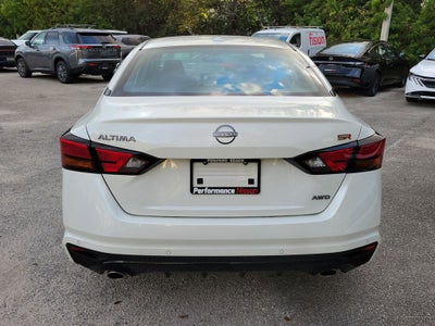 2025 Nissan Altima 2.5 SR