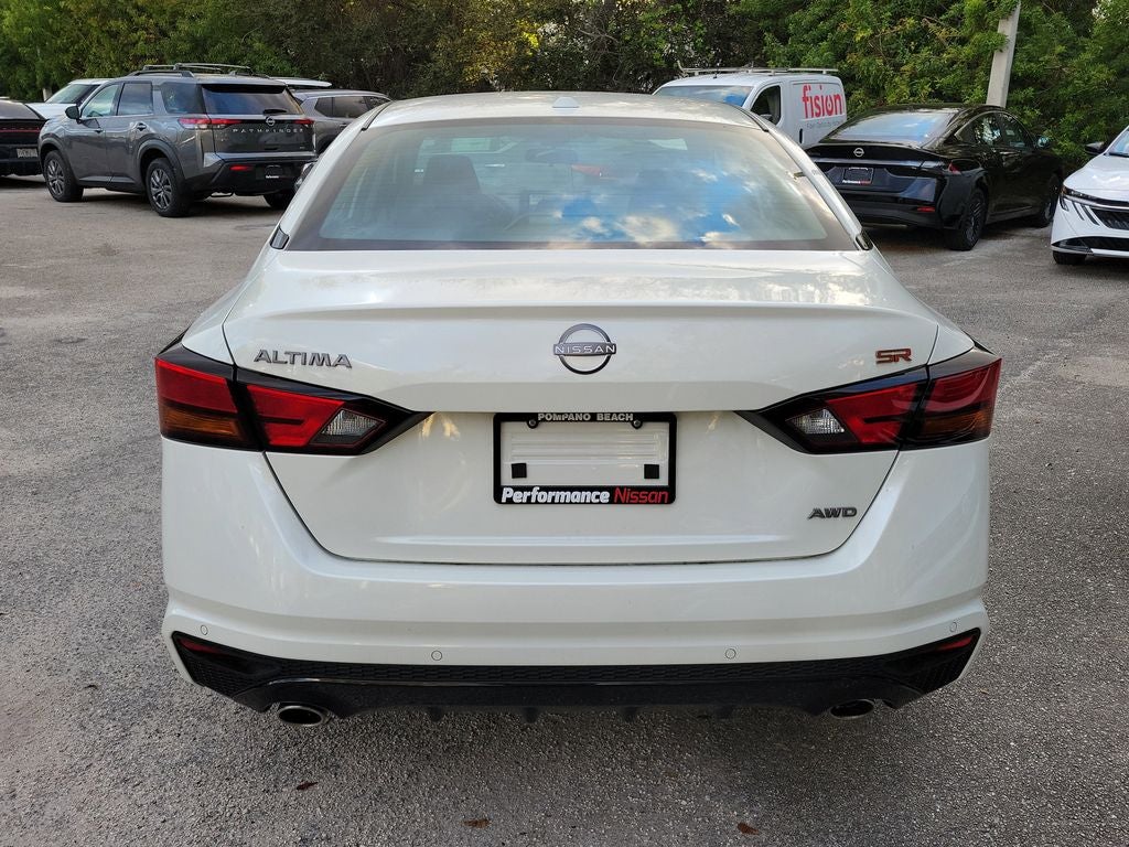 2025 Nissan Altima 2.5 SR