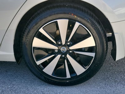 2019 Nissan Altima 2.5 SV Sunroof