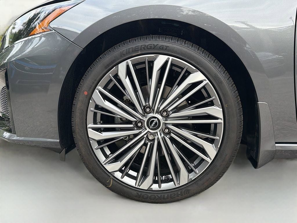 2025 Nissan Altima 2.5 SL