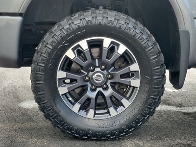 2017 Nissan Titan PRO-4X 4WD