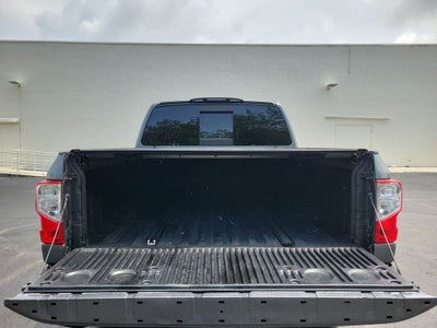 2017 Nissan Titan PRO-4X 4WD