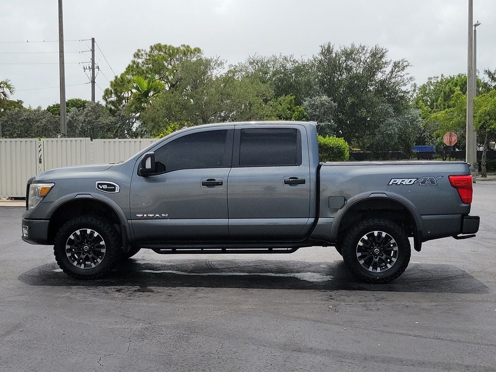 2017 Nissan Titan PRO-4X 4WD
