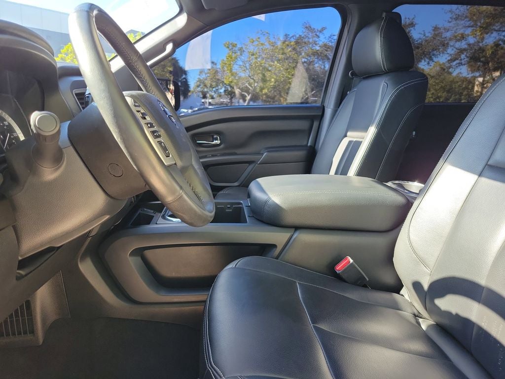 2018 Nissan Titan SV