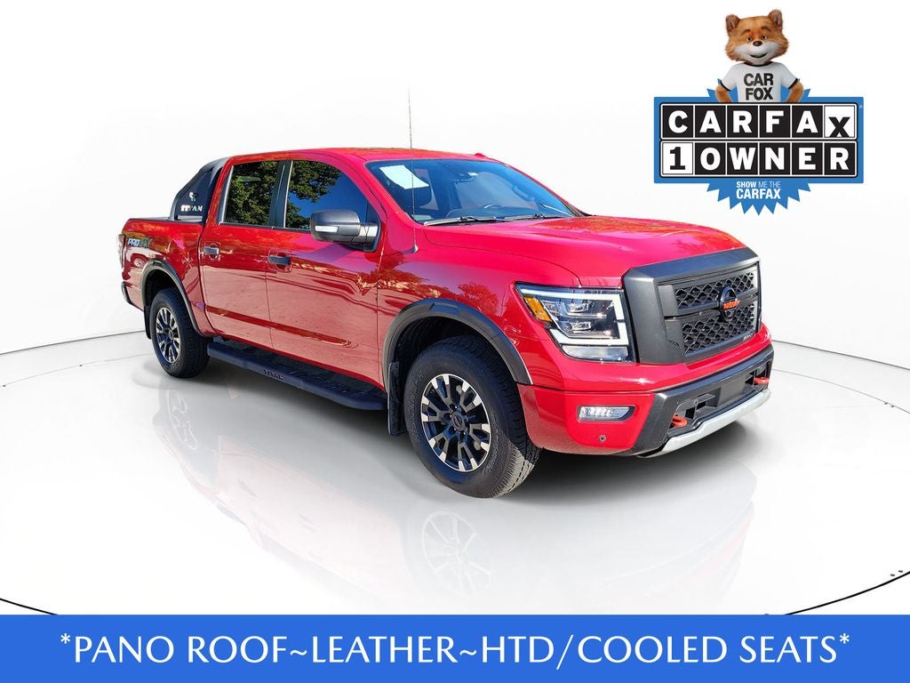 2020 Nissan Titan PRO-4X w/Panoramic Moonroof