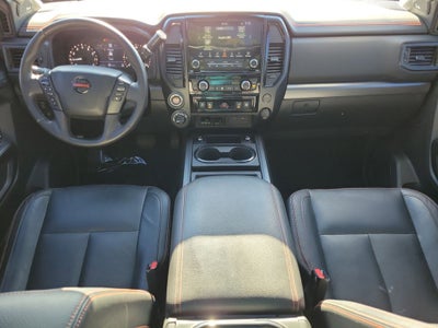 2020 Nissan Titan PRO-4X w/Panoramic Moonroof