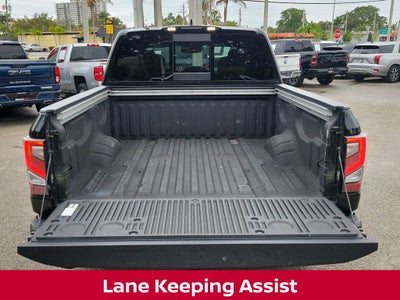 2024 Nissan Titan PRO-4X W/PANO ROOF