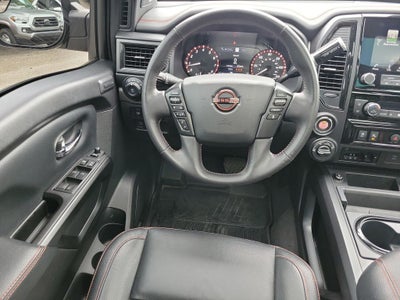 2024 Nissan Titan PRO-4X W/PANO ROOF