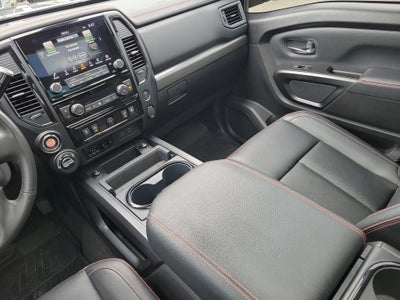 2024 Nissan Titan PRO-4X W/PANO ROOF