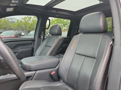 2024 Nissan Titan PRO-4X W/PANO ROOF