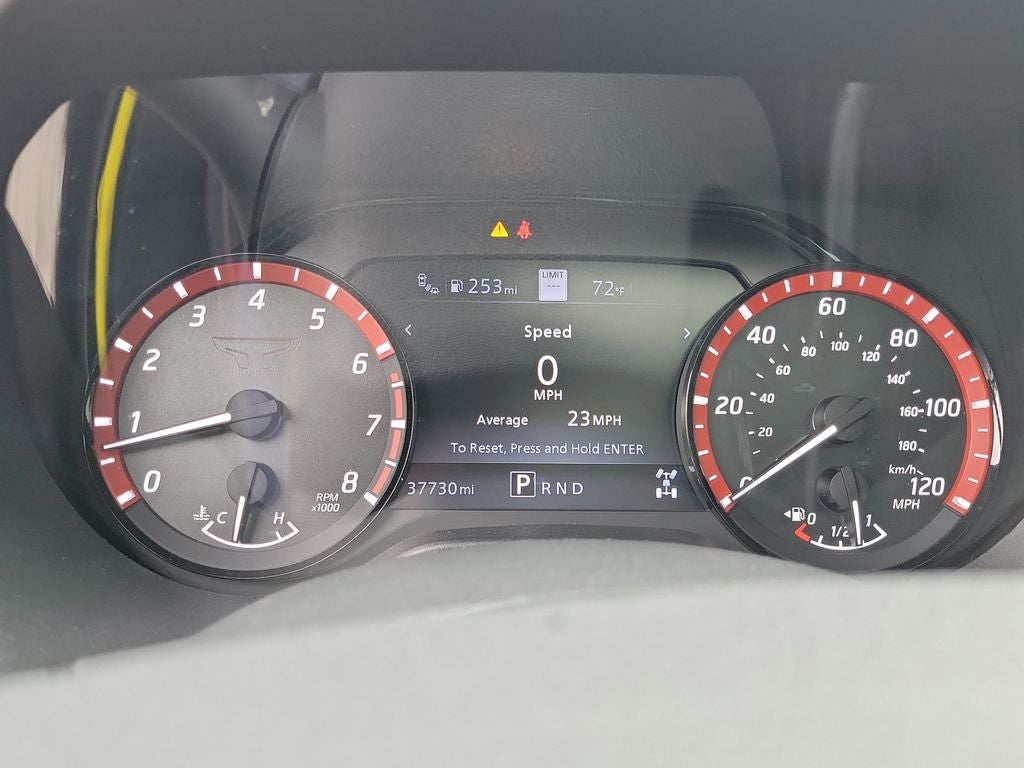 2024 Nissan Titan PRO-4X W/PANO ROOF
