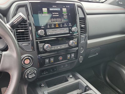 2024 Nissan Titan PRO-4X W/PANO ROOF