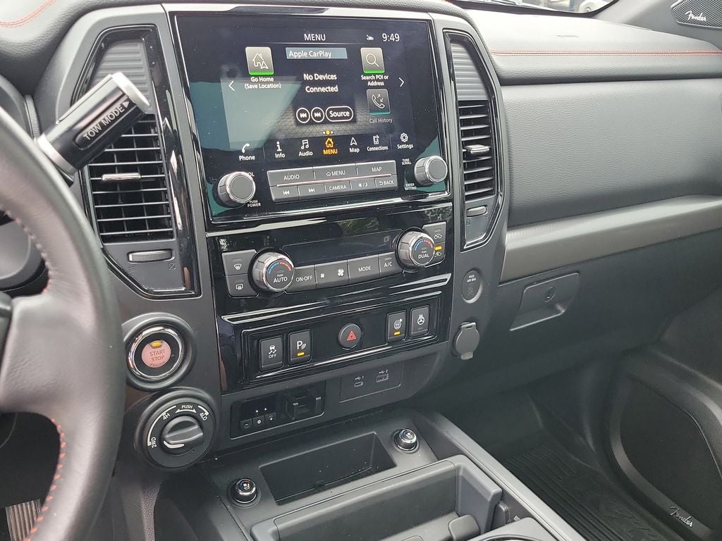 2024 Nissan Titan PRO-4X W/PANO ROOF