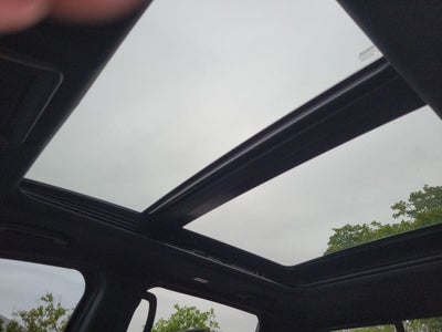 2024 Nissan Titan PRO-4X W/PANO ROOF