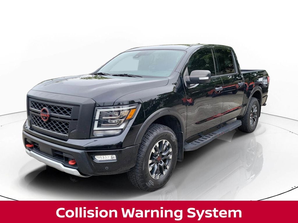 2024 Nissan Titan PRO-4X W/PANO ROOF