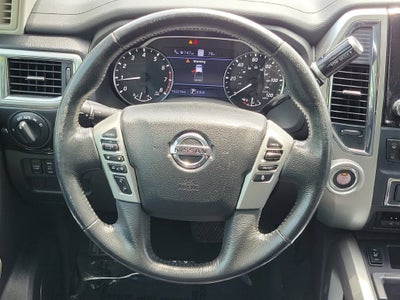 2021 Nissan Titan SV w/Convenience Package