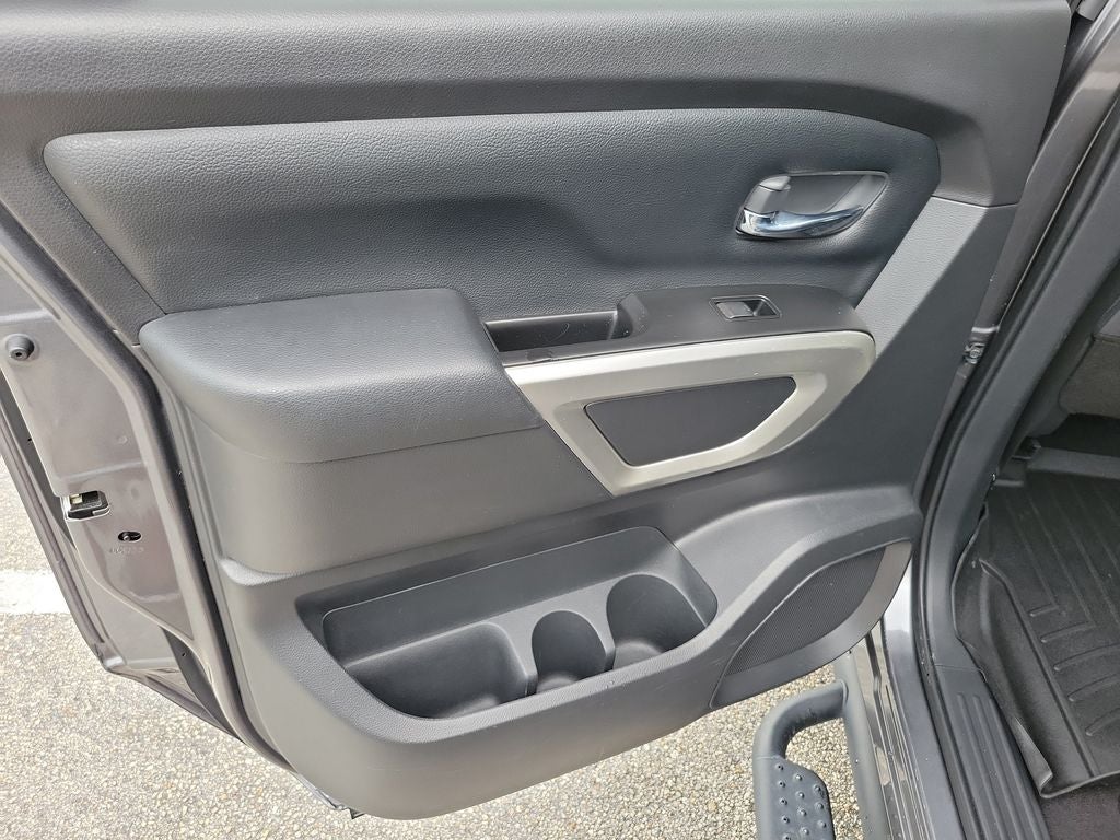 2023 Nissan Titan XD SV w/Convenience Pkg