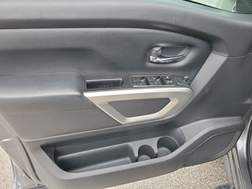 2023 Nissan Titan XD SV w/Convenience Pkg