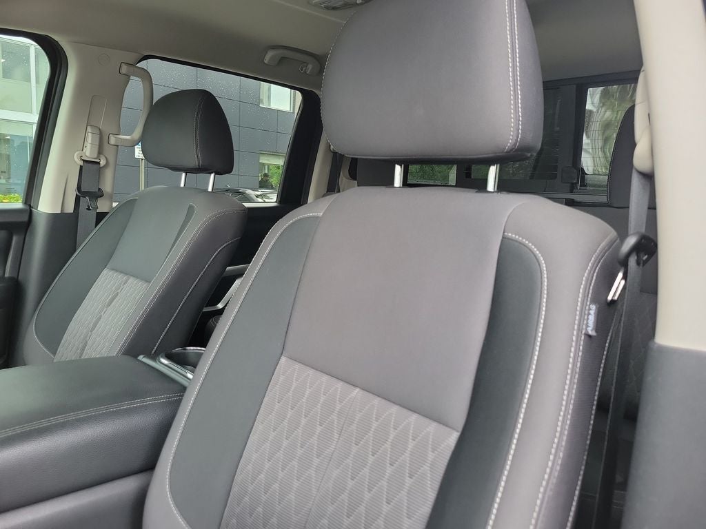 2023 Nissan Titan XD SV w/Convenience Pkg