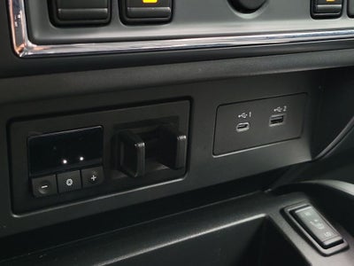 2023 Nissan Titan XD SV w/Convenience Pkg