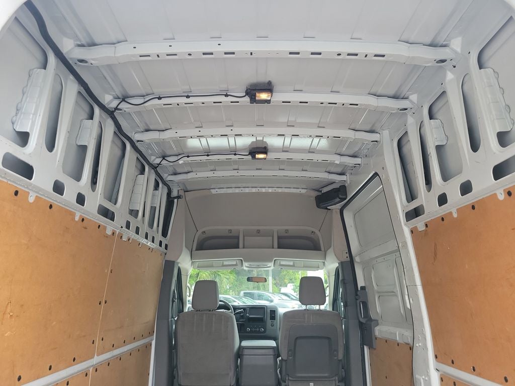 2021 Nissan NV2500 HD SV V8 High Roof