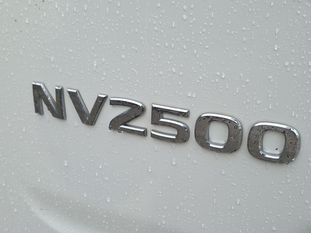 2021 Nissan NV2500 HD SV