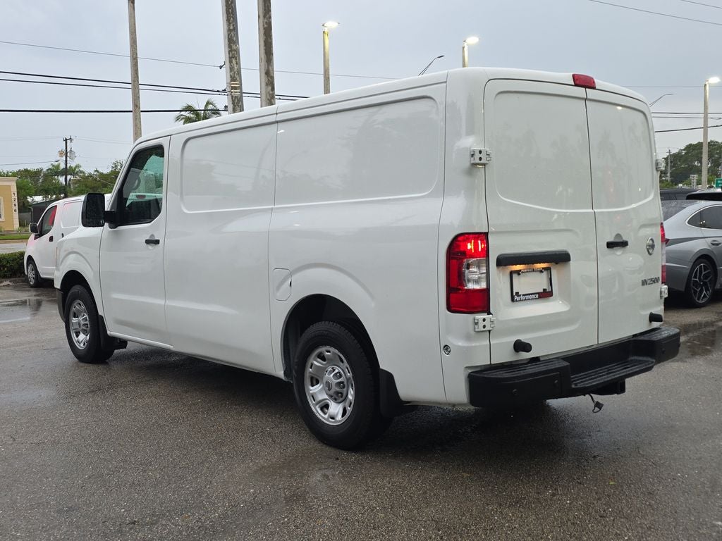 2021 Nissan NV2500 HD SV