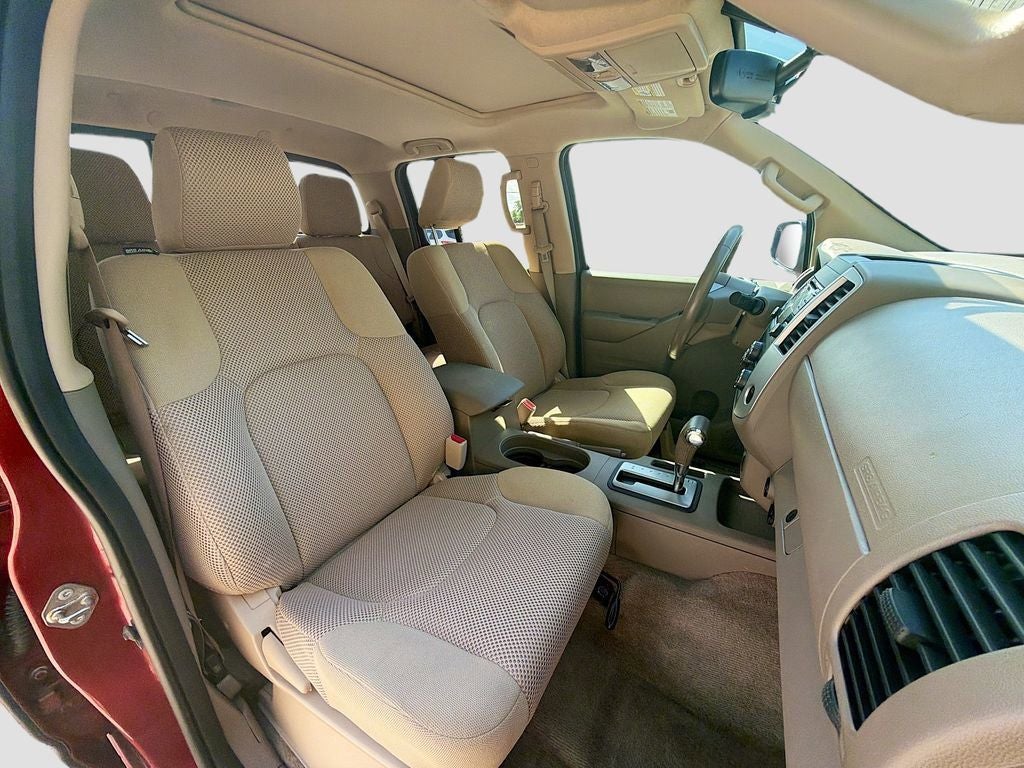 2017 Nissan Frontier SV W/SUNROOF